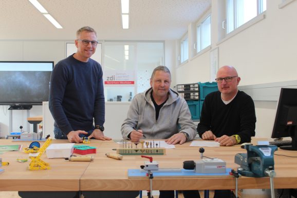 zdi-Zentrum Lippe.MINT und Heinz-Sielmann-Schule kooperieren in der Förderung von MINT